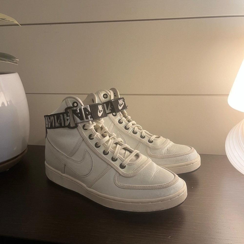 Nike Vandal Hi Shoes